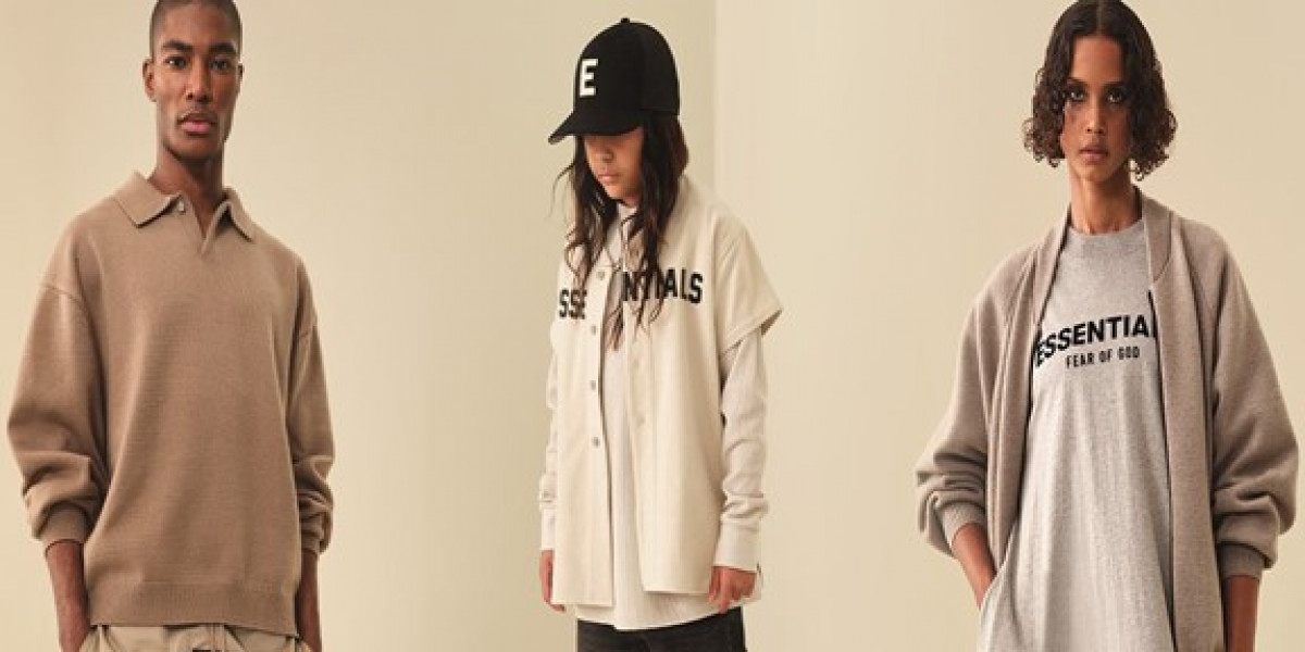 Mastering the Art of Comfort: Why Essential Hoodies Are Key