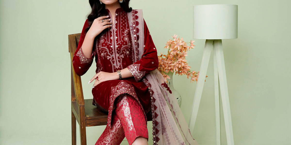 Top 10 Stylish Night Suits for Women to Stay Comfortable and Chic