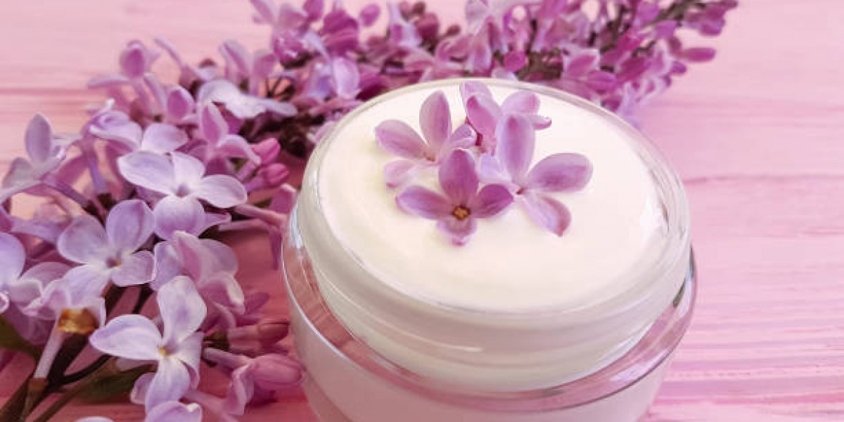 Reveal Glowing Skin with 7 Miracles Cream