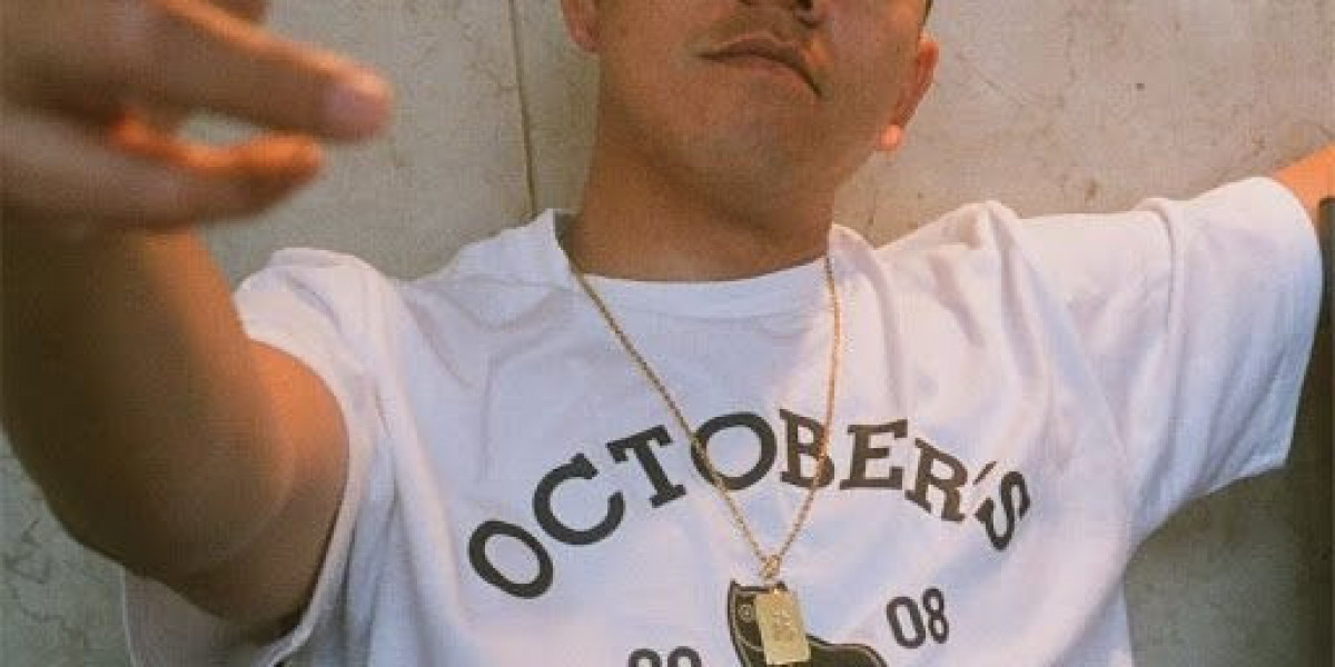 Street Style Essentials: Why OVO Clothing and Chrome Hearts Hoodies Are Must-Haves!