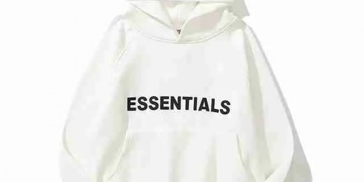 Essentials Hoodie – The Perfect Blend of Comfort, Style, and Everyday Wear